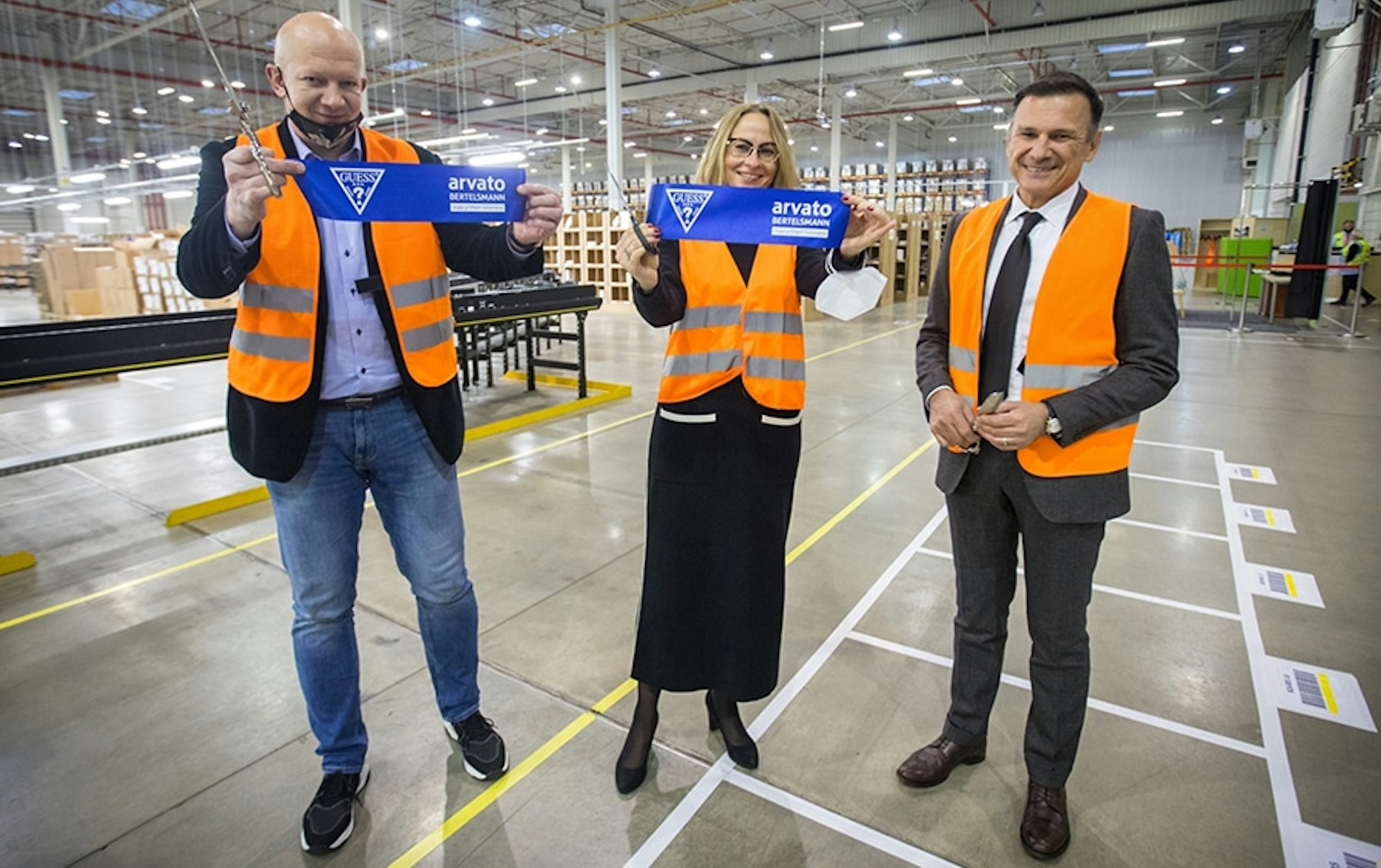 GUESS starts partnership with Arvato Supply Chain Solutions in Poland